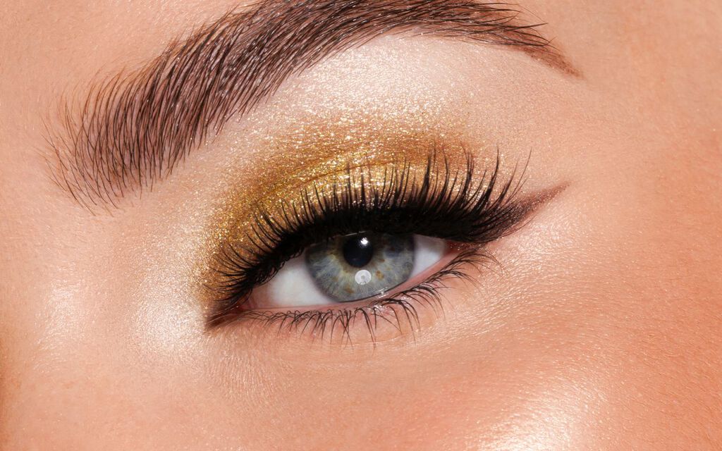 Shine Bright Fluid All Over Highligher - PUPA Milano